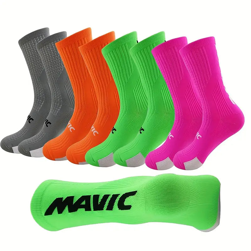 1 Pair Men And Women Breathable Quick Dry Mid-calf Socks For Outdoor Running, Cycling Training